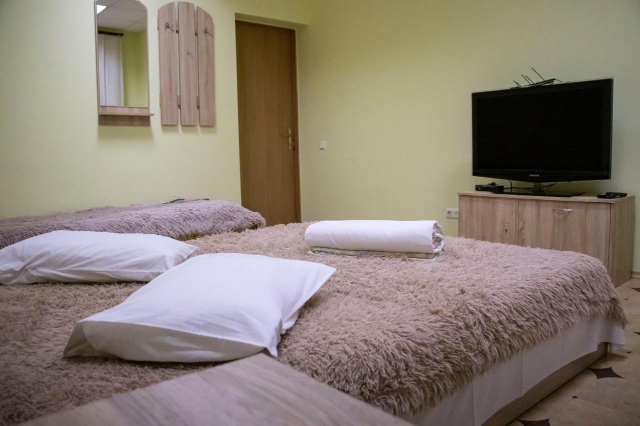 Arcobaleno Home Kiev Extérieur photo
